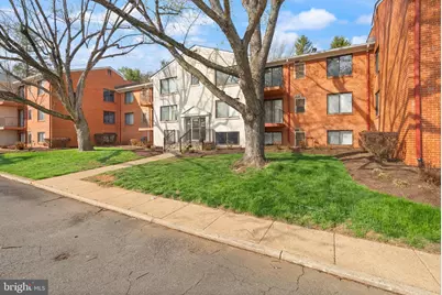 125 Clubhouse Drive SW #11, Leesburg, VA 20175 - Photo 2