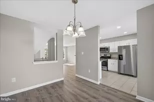 22989 Whitehall Terrace, Sterling, VA 20166 - Photo 16