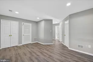 22989 Whitehall Terrace, Sterling, VA 20166 - Photo 8