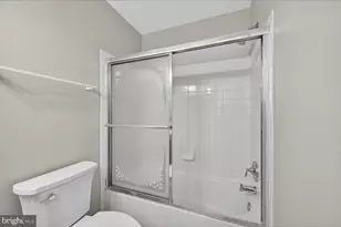 22989 Whitehall Terrace, Sterling, VA 20166 - Photo 10