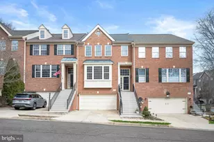 20624 Muddy Harbour Square, Sterling, VA 20165 - Photo 2