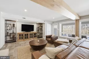 122 Lake Dr, Sterling, VA 20164 - Photo 44