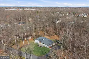 122 Lake Dr, Sterling, VA 20164 - Photo 66