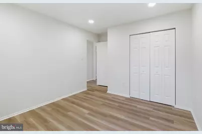 102 N Duke Drive, Sterling, VA 20164 - Photo 22