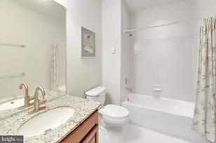 20500 Casablanca Dr, Ashburn, VA 20147 - Photo 18