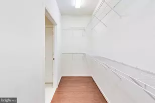 20500 Casablanca Dr, Ashburn, VA 20147 - Photo 14