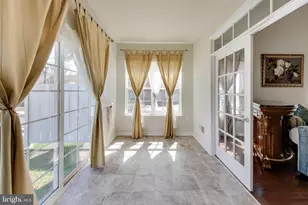 20500 Casablanca Dr, Ashburn, VA 20147 - Photo 16