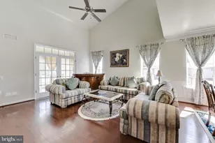 20500 Casablanca Dr, Ashburn, VA 20147 - Photo 30