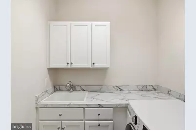 20305 Savin Hill Drive, Ashburn, VA 20147 - Photo 34