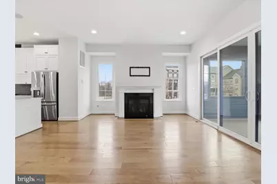 20305 Savin Hill Drive, Ashburn, VA 20147 - Photo 14