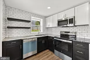 16920 Oliver St, Paeonian Springs, VA 20129 - Photo 1