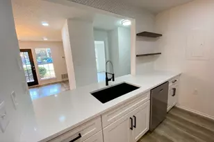 20991 Timber Ridge Terrace, Ashburn, VA 20147 - Photo 2