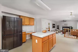 18685 Potomac Station Dr, Leesburg, VA 20176 - Photo 16