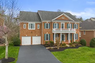 18344 Mid Ocean Pl, Leesburg, VA 20176 - Photo 2