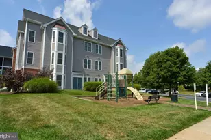 46588 Drysdale Terrace, Sterling, VA 20165 - Photo 4