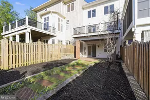 43569 Wild Indigo Terrace, Leesburg, VA 20176 - Photo 32