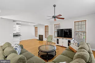 42750 Hollowind Ct, Broadlands, VA 20148 - Photo 24