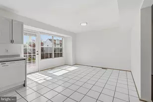 46695 Sandalwood Square, Sterling, VA 20164 - Photo 10