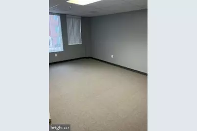 22648 Glenn Drive #202, Sterling, VA 20164 - Photo 4