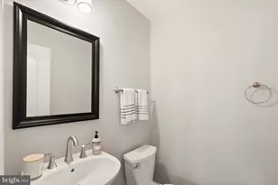 47783 Macgill Ct, Sterling, VA 20165 - Photo 30