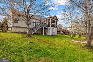 18700 Potomac Station Dr, Leesburg, VA 20176 - Photo 4