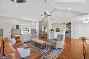 15657 Purcellville Rd, Hillsboro, VA 20132 - Photo 2