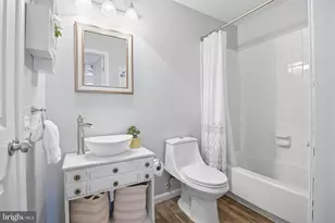 604 Longfellow Dr NE, Leesburg, VA 20176 - Photo 32