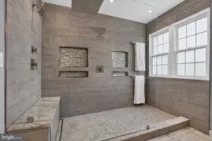 22817 Portico Pl, Brambleton, VA 20148 - Photo 38