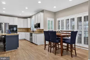 22817 Portico Pl, Brambleton, VA 20148 - Photo 18