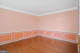 43513 Lucketts Bridge Cir, Ashburn, VA 20148 - Photo 6