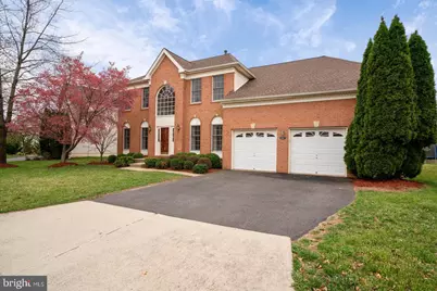 43513 Lucketts Bridge Circle, Ashburn, VA 20148 - Photo 4