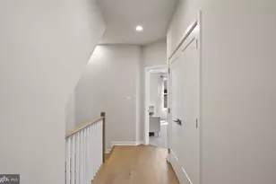 22143 Penelope Heights Terrace, Ashburn, VA 20148 - Photo 2