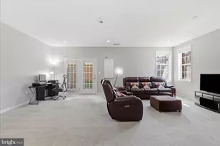 23488 Logans Ridge Terrace, Ashburn, VA 20148 - Photo 8