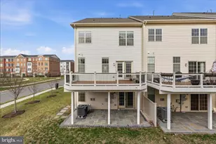 23488 Logans Ridge Terrace, Ashburn, VA 20148 - Photo 48