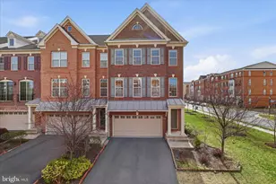 23488 Logans Ridge Terrace, Ashburn, VA 20148 - Photo 4