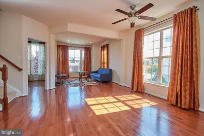 42649 Macauley Place, Ashburn, VA 20148 - Photo 2