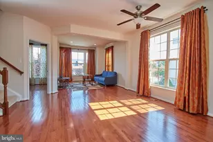 42649 Macauley Place, Ashburn, VA 20148 - Photo 2