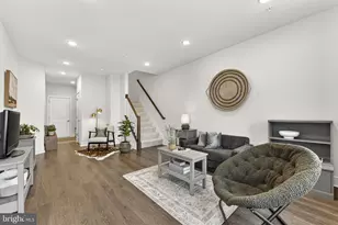 42619 Nubbins Ter, Ashburn, VA 20147 - Photo 2