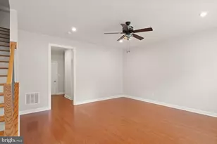 22308 Seabring Terrace, Ashburn, VA 20148 - Photo 4