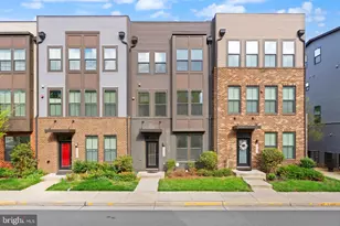 22308 Seabring Terrace, Ashburn, VA 20148 - Photo 1