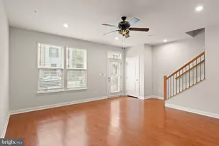 22308 Seabring Terrace, Ashburn, VA 20148 - Photo 6