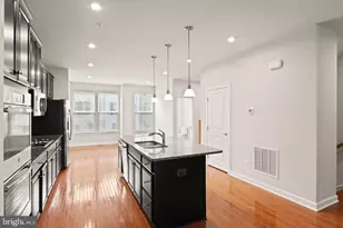22308 Seabring Terrace, Ashburn, VA 20148 - Photo 12