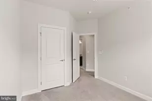 22308 Seabring Terrace, Ashburn, VA 20148 - Photo 32