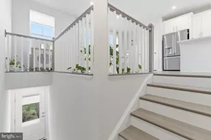 24173 Thurso Sq, Sterling, VA 20166 - Photo 8