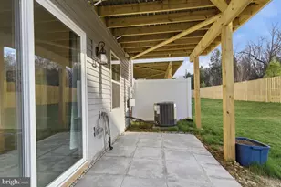 24173 Thurso Sq, Sterling, VA 20166 - Photo 46