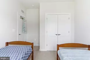 24173 Thurso Sq, Sterling, VA 20166 - Photo 38