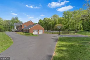 40719 Woodside Pl, Leesburg, VA 20175 - Photo 4