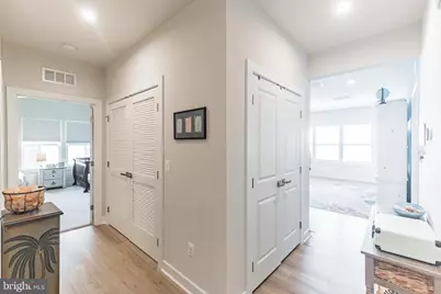 46294 Mount Milstead Terrace #400, Sterling, VA 20164 - Photo 6