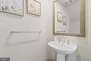 23557 Bingley Manor Ter, Ashburn, VA 20148 - Photo 10