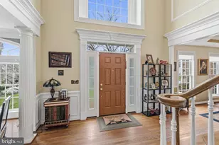 19082 Parallel Bluffs Ct, Leesburg, VA 20176 - Photo 6